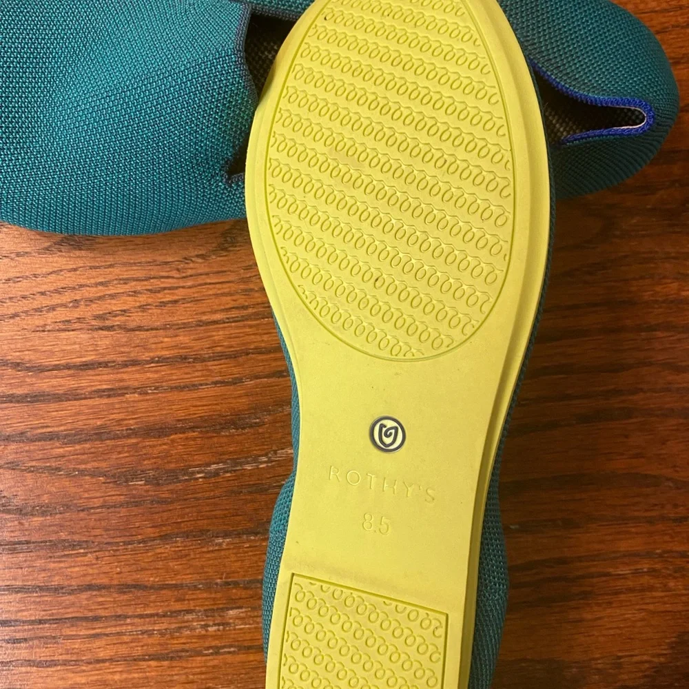 RETIRED jade loafer Rothy’s! - Picture 2 of 3